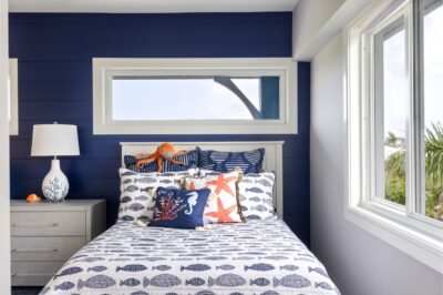 Twin bedroom at Happy House