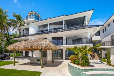 Exterior day tiki bar at Lighthouse
