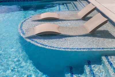 Pool sun shelf at Sunrise